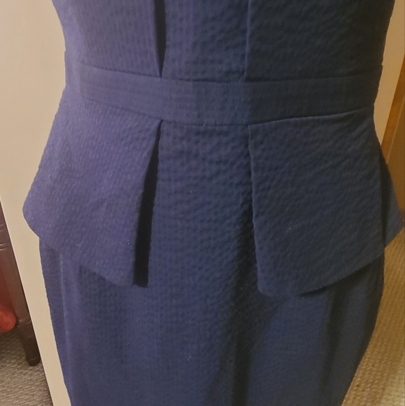 NWT! Banana Republic Navy Peplum Cocktail Dress Size M - Picture 5 of 7